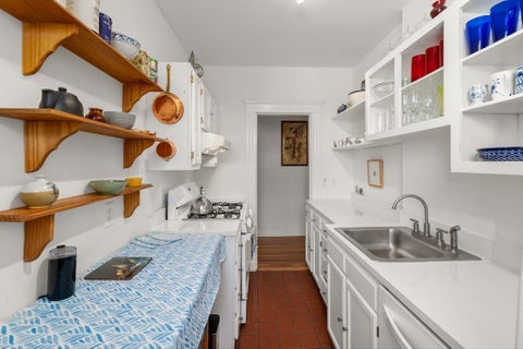 Photo of 335 S Huntington Ave #12, Boston, MA 02130 (MLS # 73545919)