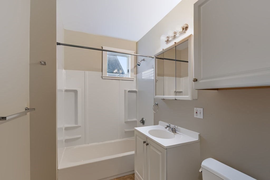 37 Thorndinke Street #37, Beverly, MA, 37 Thorndinke Street #37, Beverly, MA Photo #22