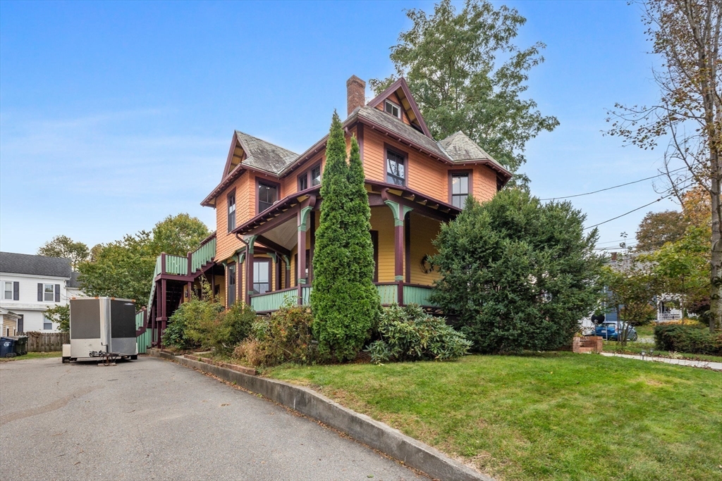118 Elm St.,