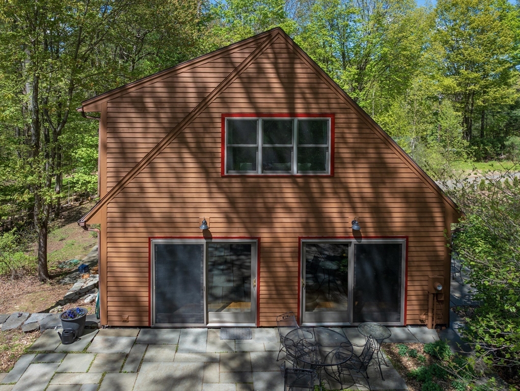 11 Gulf Road, Pelham, MA Photo #17
