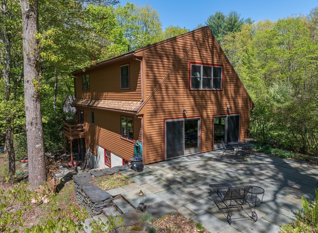 11 Gulf Road, Pelham, MA Photo #16