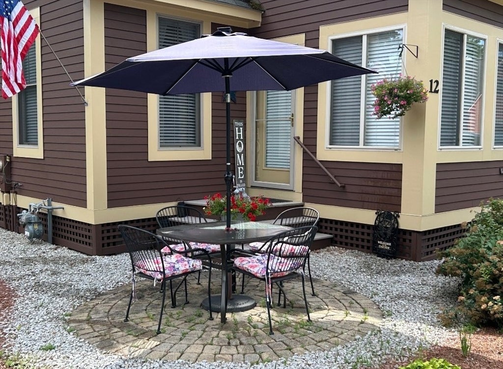 12 Waterview Drive 12