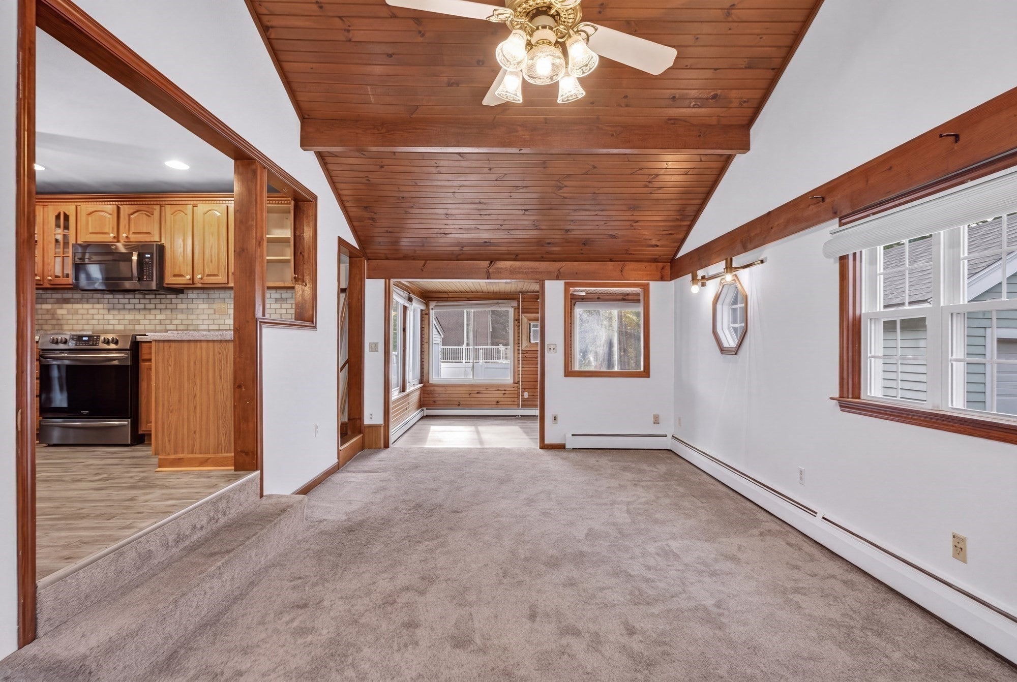 15 Ellington Rd, Tewksbury, MA, 15 Ellington Rd, Tewksbury, MA Photo #14