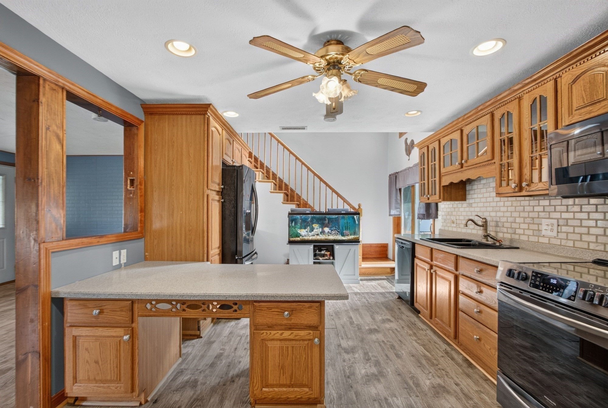 15 Ellington Rd, Tewksbury, MA, 15 Ellington Rd, Tewksbury, MA Photo #11