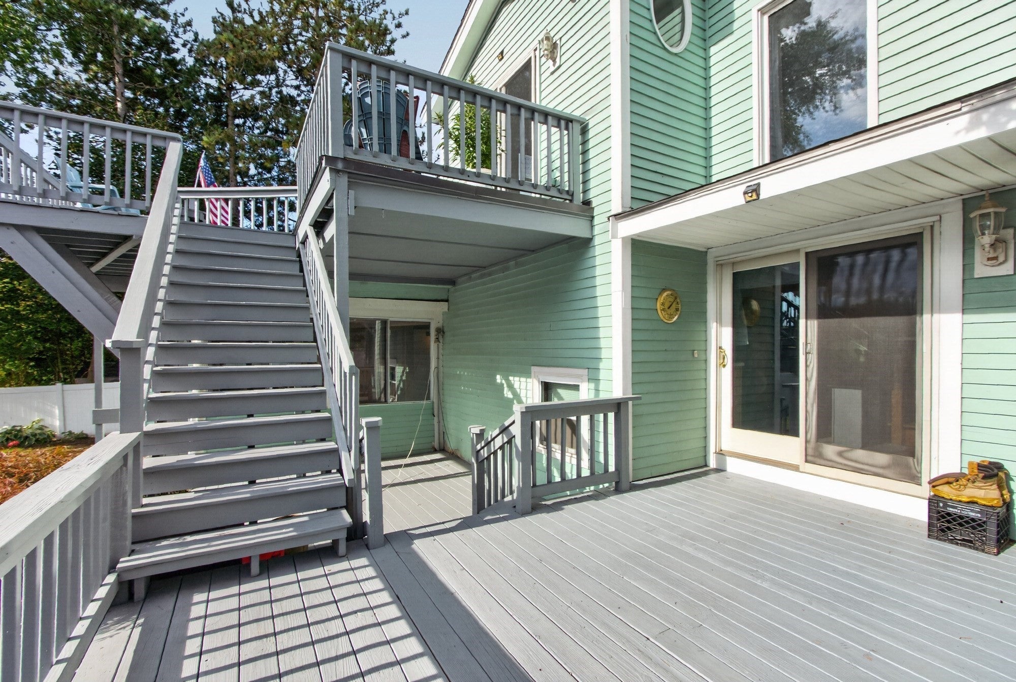 15 Ellington Rd