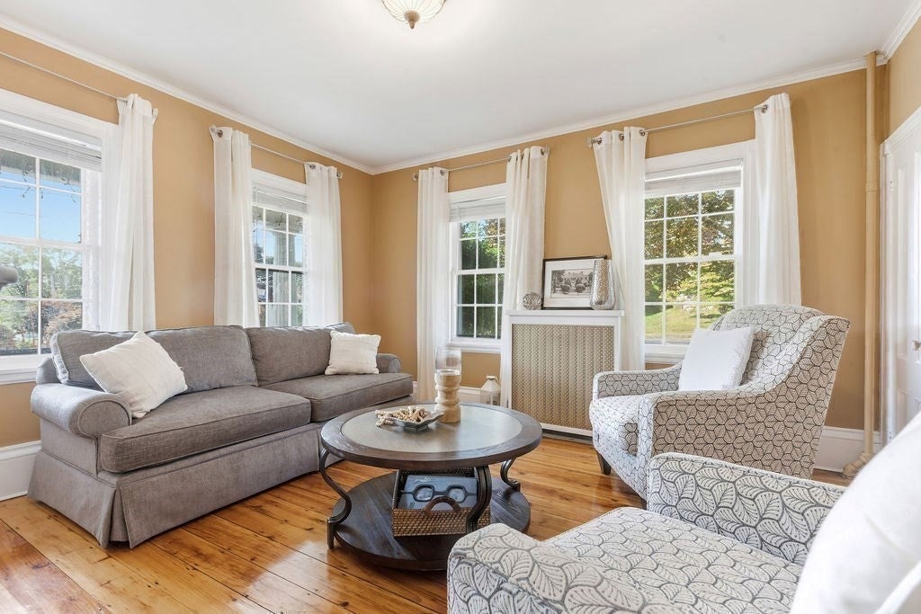 83 Union St, Rockland, MA Photo #11