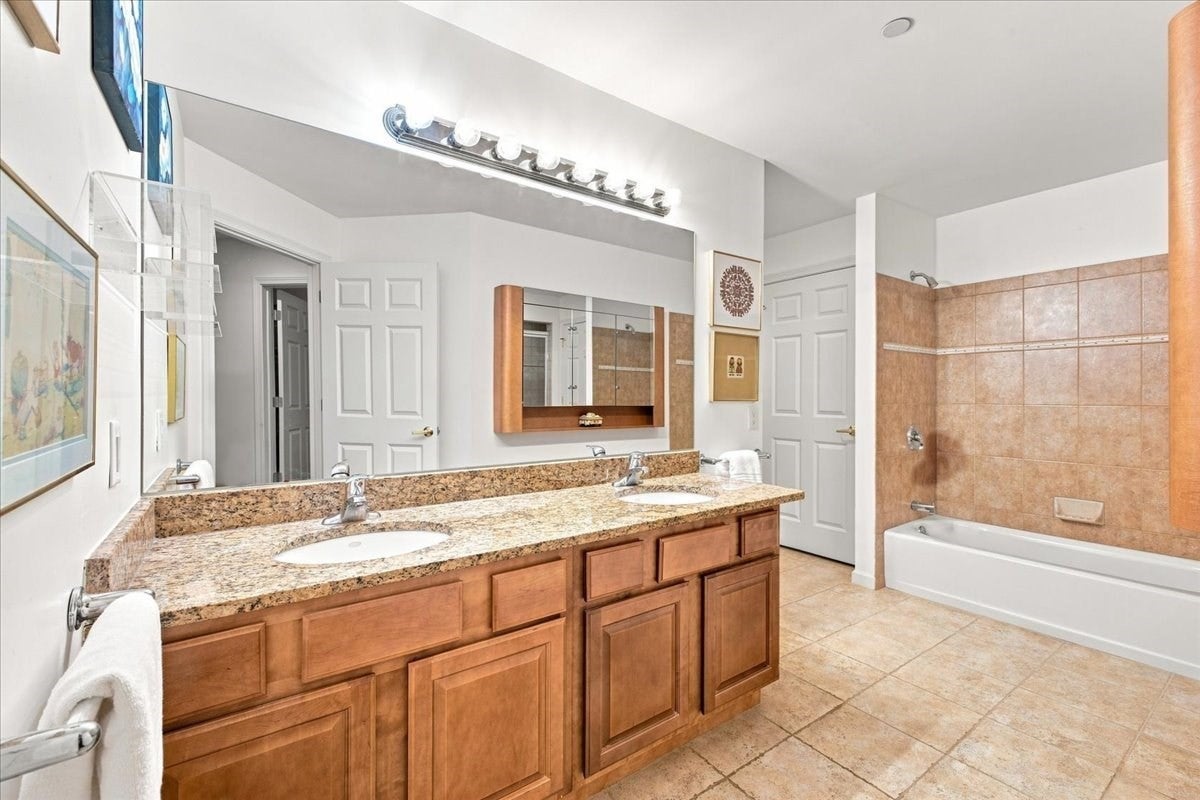 989 East St #303, Dedham, MA Photo #24