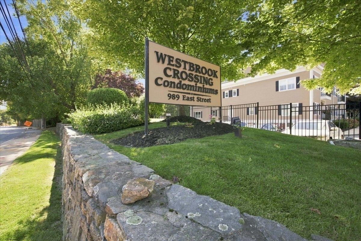 989 East St #303, Dedham, MA Photo #3
