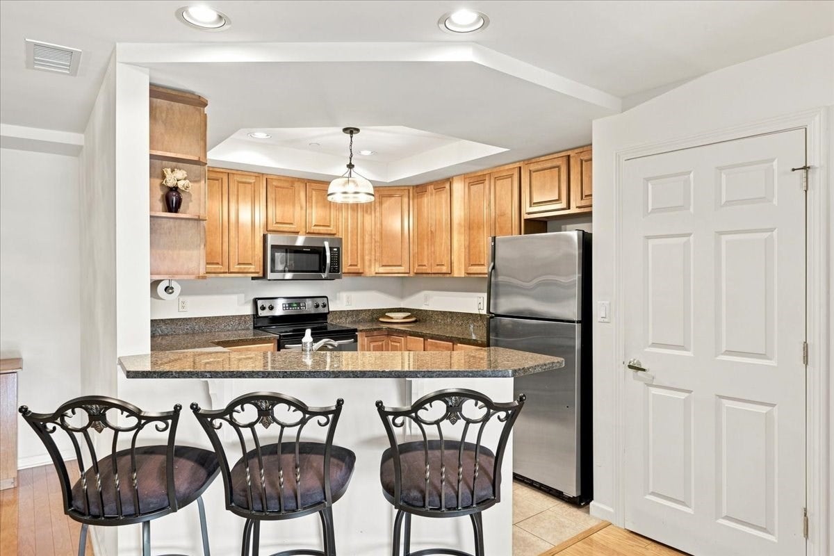 989 East St #303, Dedham, MA Photo #16