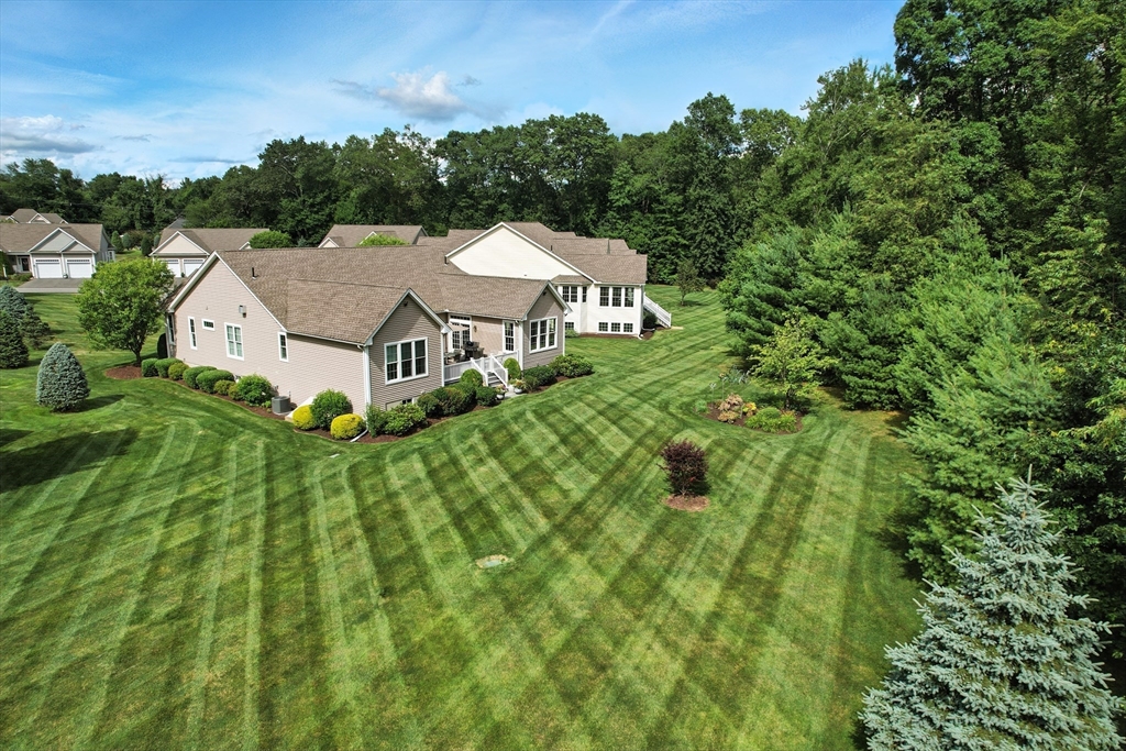 13 Feather Reed Ln 13