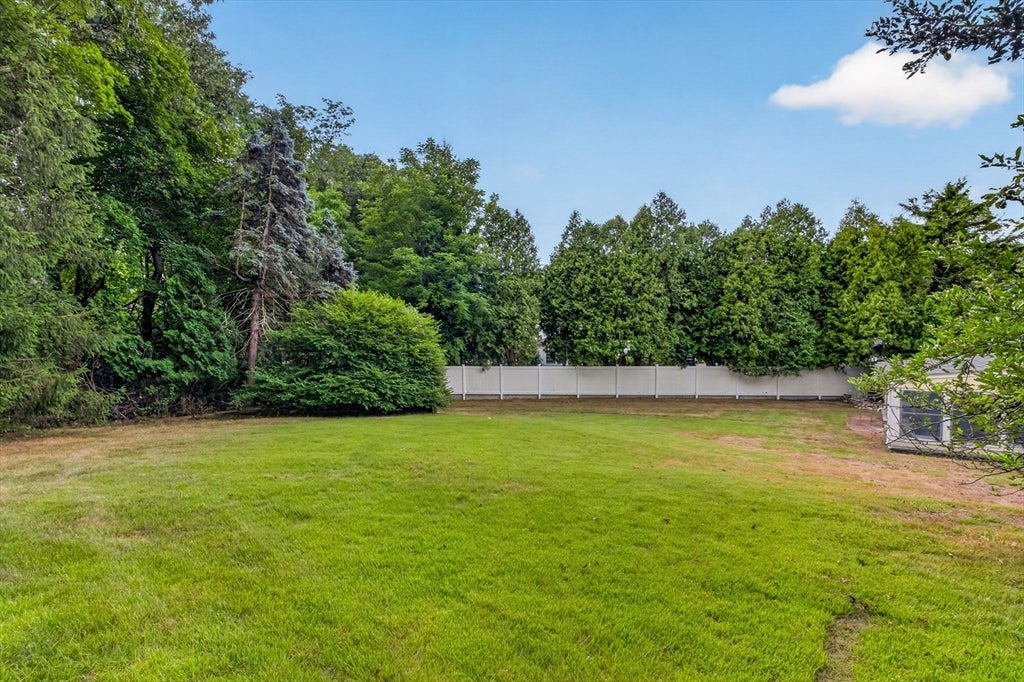48 Oxford Rd, Westwood, MA, 48 Oxford Rd, Westwood, MA Photo #35
