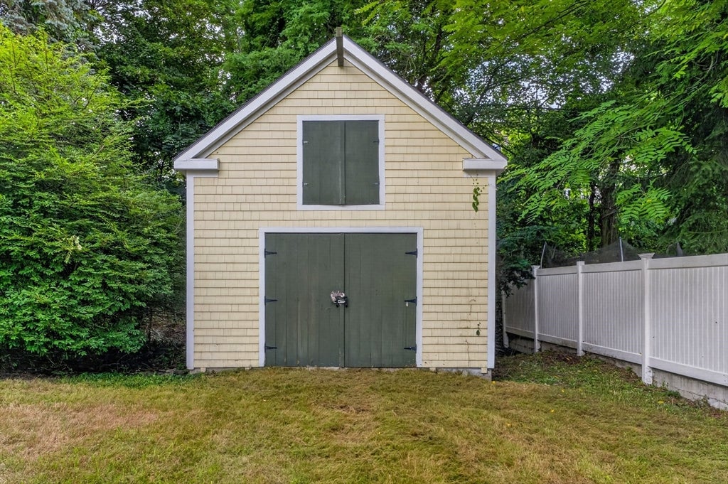 48 Oxford Rd, Westwood, MA, 48 Oxford Rd, Westwood, MA Photo #38