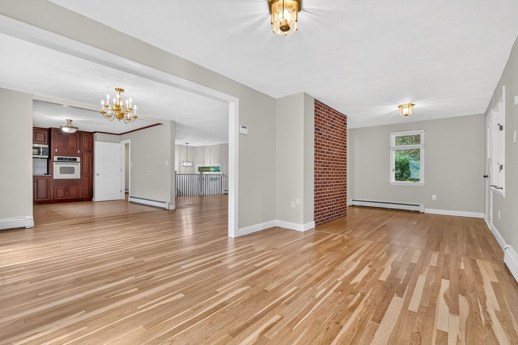 48 Oxford Rd, Westwood, MA, 48 Oxford Rd, Westwood, MA Photo #12