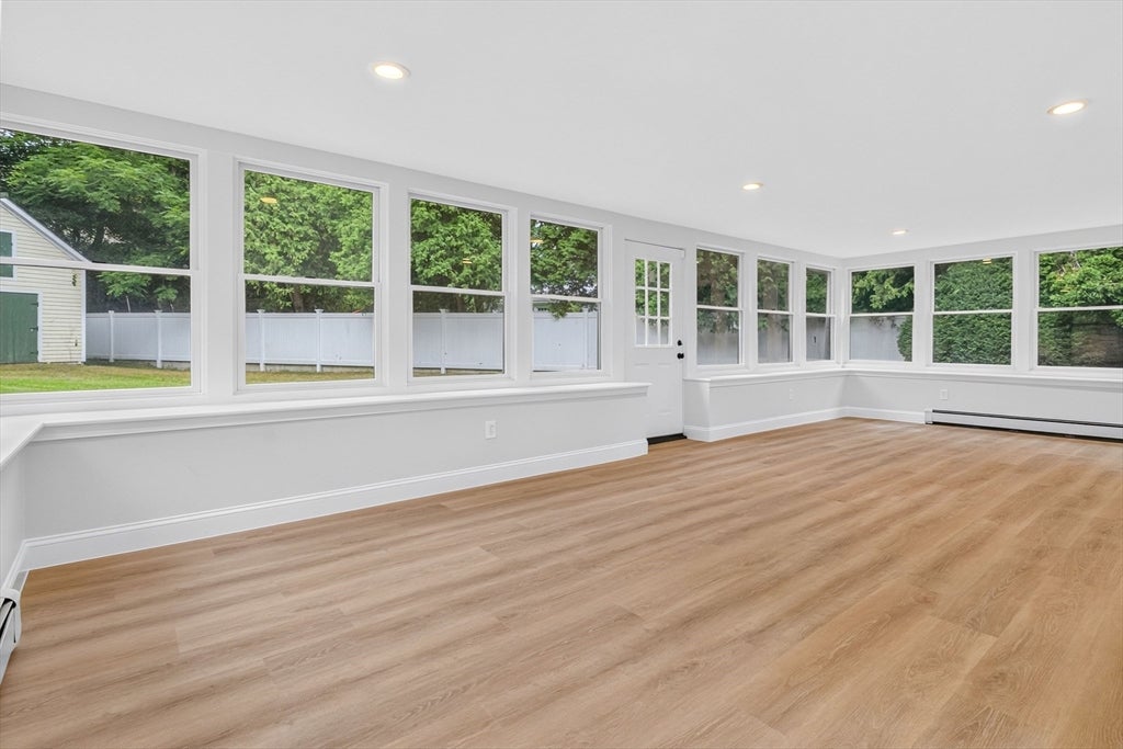 48 Oxford Rd, Westwood, MA, 48 Oxford Rd, Westwood, MA Photo #34