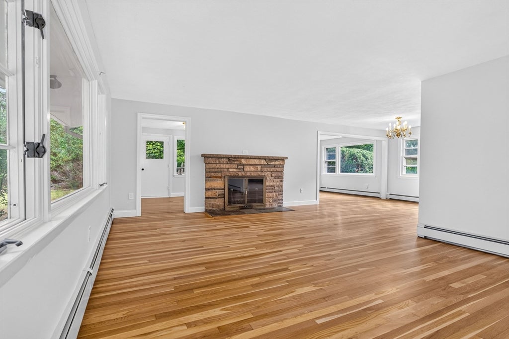 48 Oxford Rd, Westwood, MA, 48 Oxford Rd, Westwood, MA Photo #6