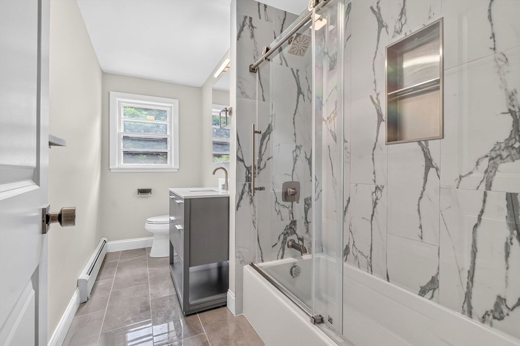 48 Oxford Rd, Westwood, MA, 48 Oxford Rd, Westwood, MA Photo #15