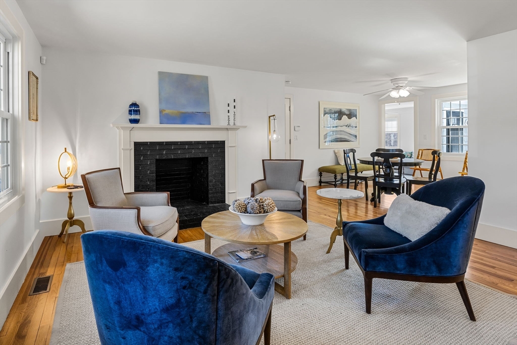 50 Eldredge Square S