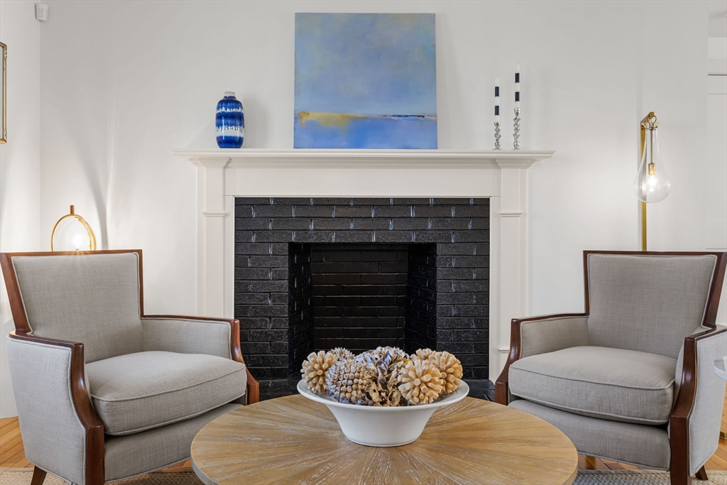 50 Eldredge Square S