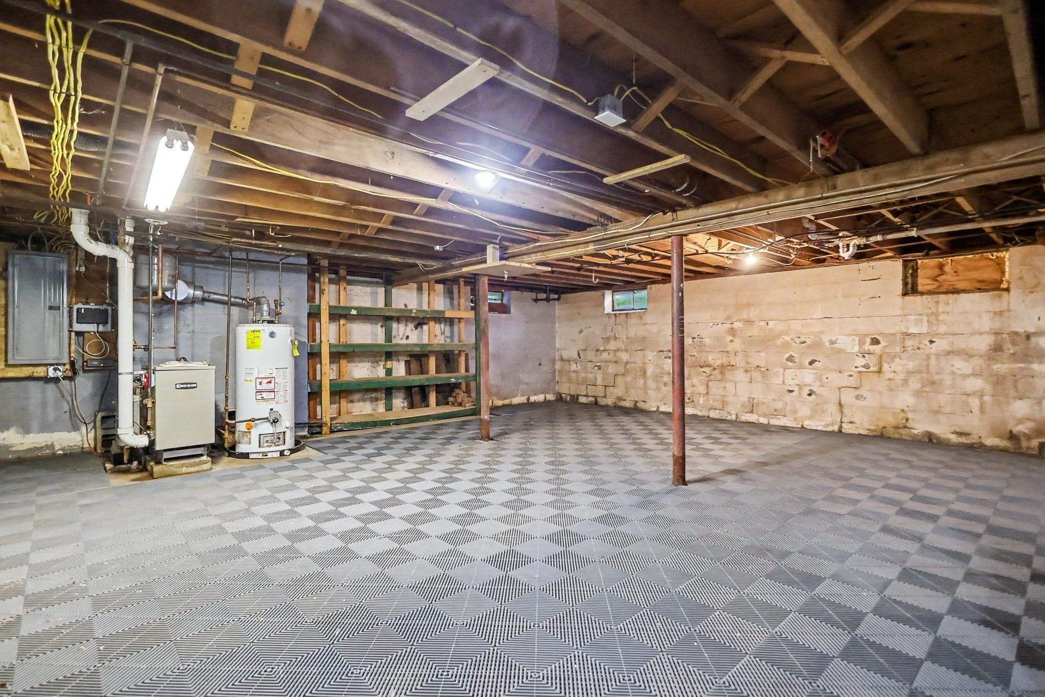 188 Oak St, Methuen, MA, 188 Oak St, Methuen, MA Photo #22