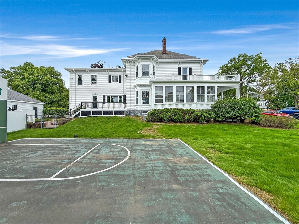 174 Warren Ave
