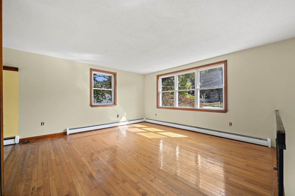 16 Newhall Lane