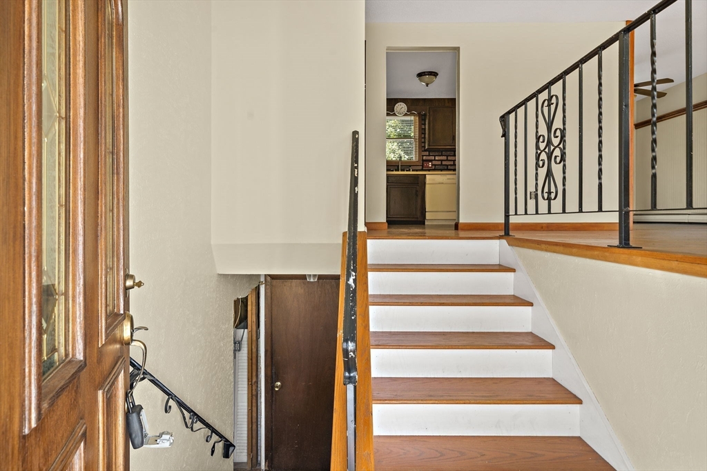 16 Newhall Lane