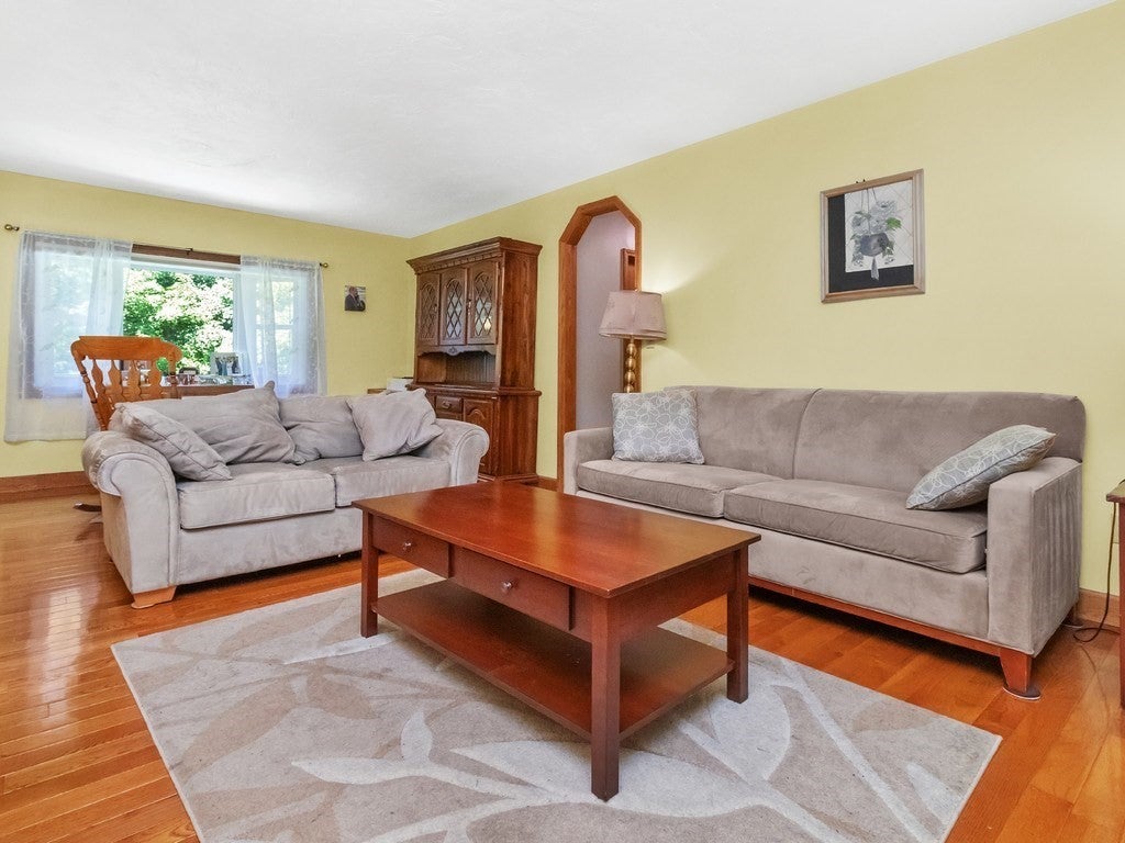 137 Harrington Road, Waltham, MA, 137 Harrington Road, Waltham, MA Photo #7
