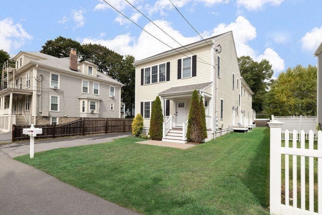 57 Oak St #57, Needham, MA, 57 Oak St #57, Needham, MA Photo #2