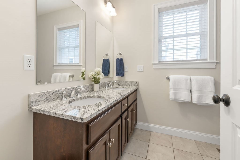 57 Oak St #57, Needham, MA, 57 Oak St #57, Needham, MA Photo #13