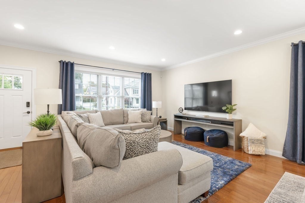 57 Oak St #57, Needham, MA, 57 Oak St #57, Needham, MA Photo #8