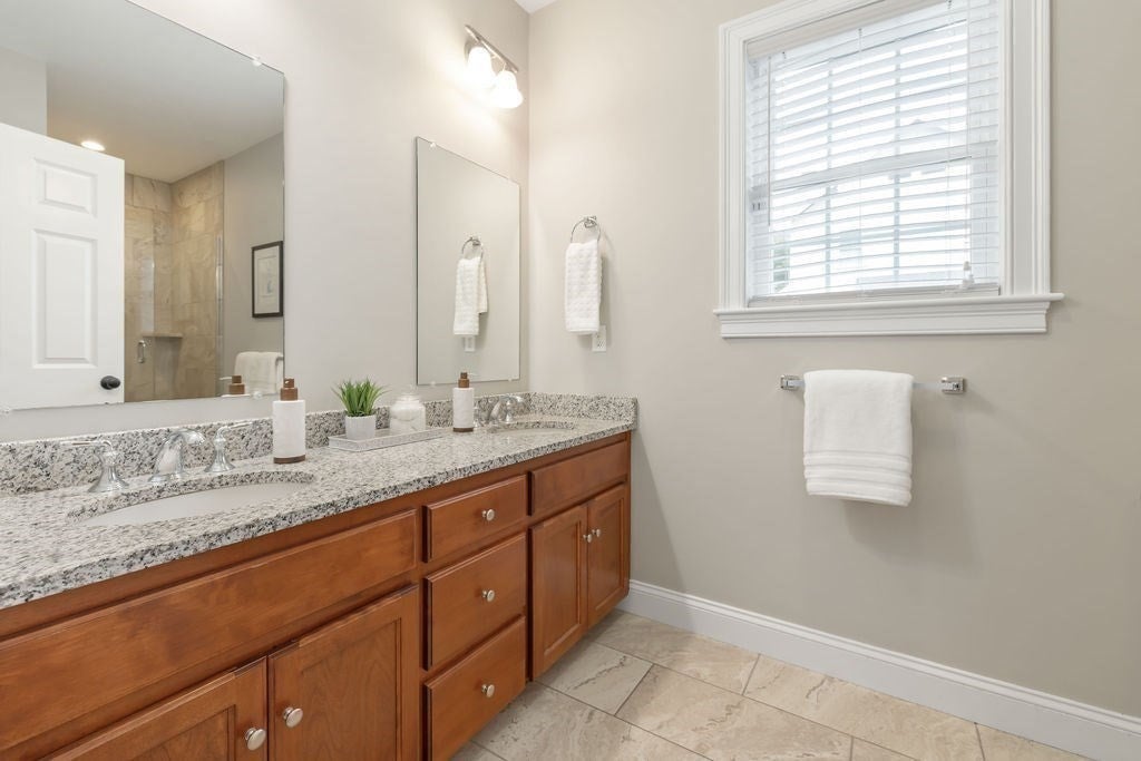 57 Oak St #57, Needham, MA, 57 Oak St #57, Needham, MA Photo #17
