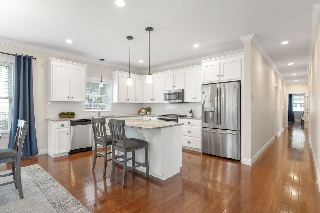 57 Oak St #57, Needham, MA, 57 Oak St #57, Needham, MA Photo #4