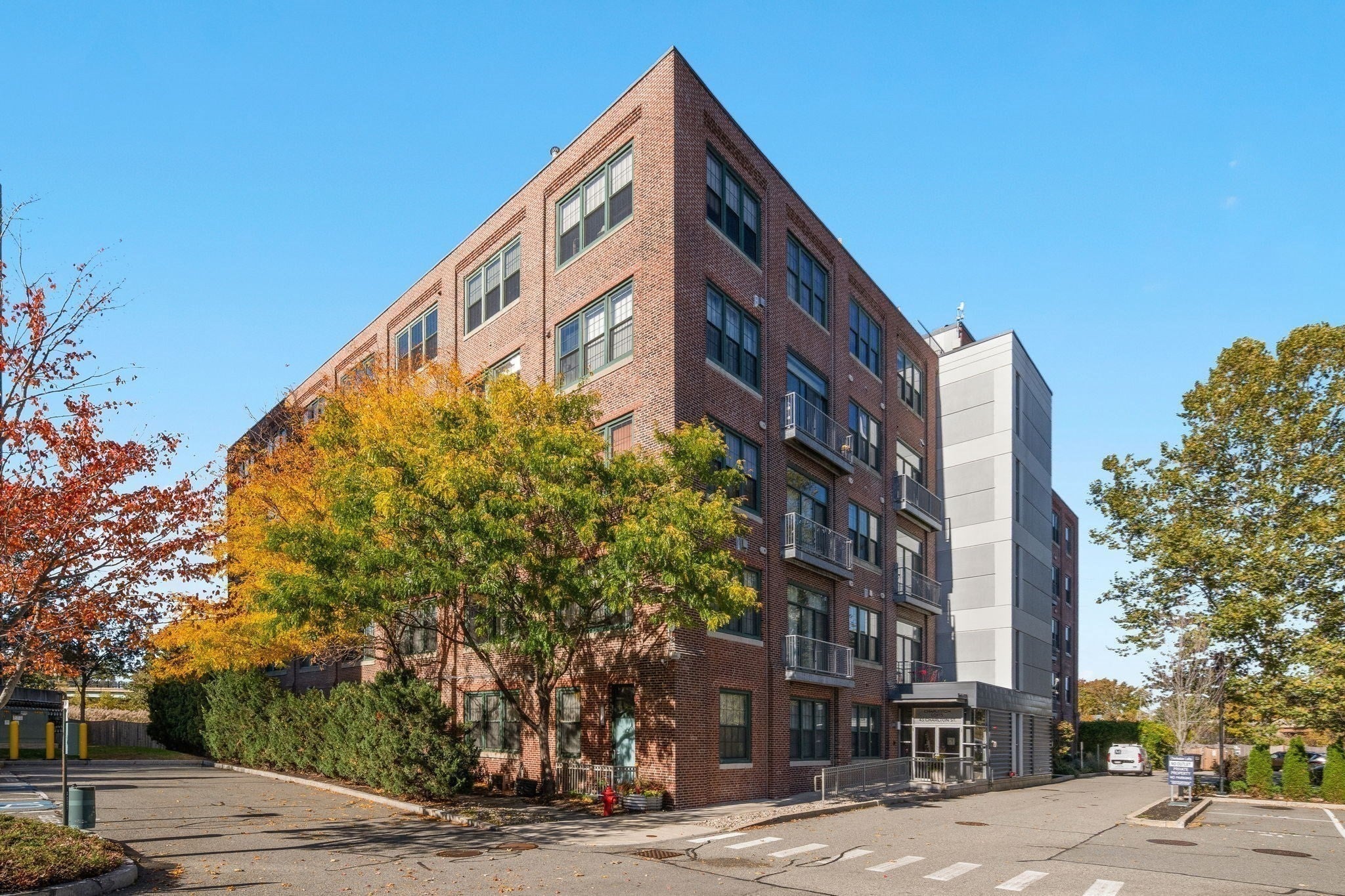 43 Charlton Street #B209, Everett, MA Photo #29