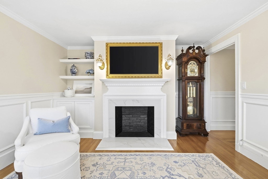 298 Main Street 31