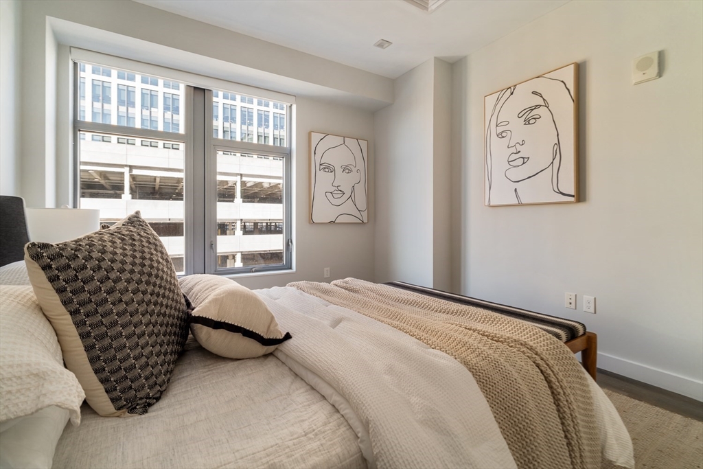 Somerville, Massachusetts 02145, United States, 2 Bedrooms Bedrooms, ,1 BathroomBathrooms,Residential,Active,245121