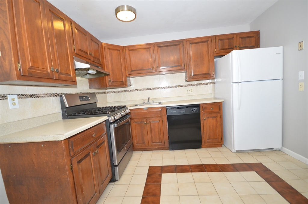 50 Edgelawn Ave 6