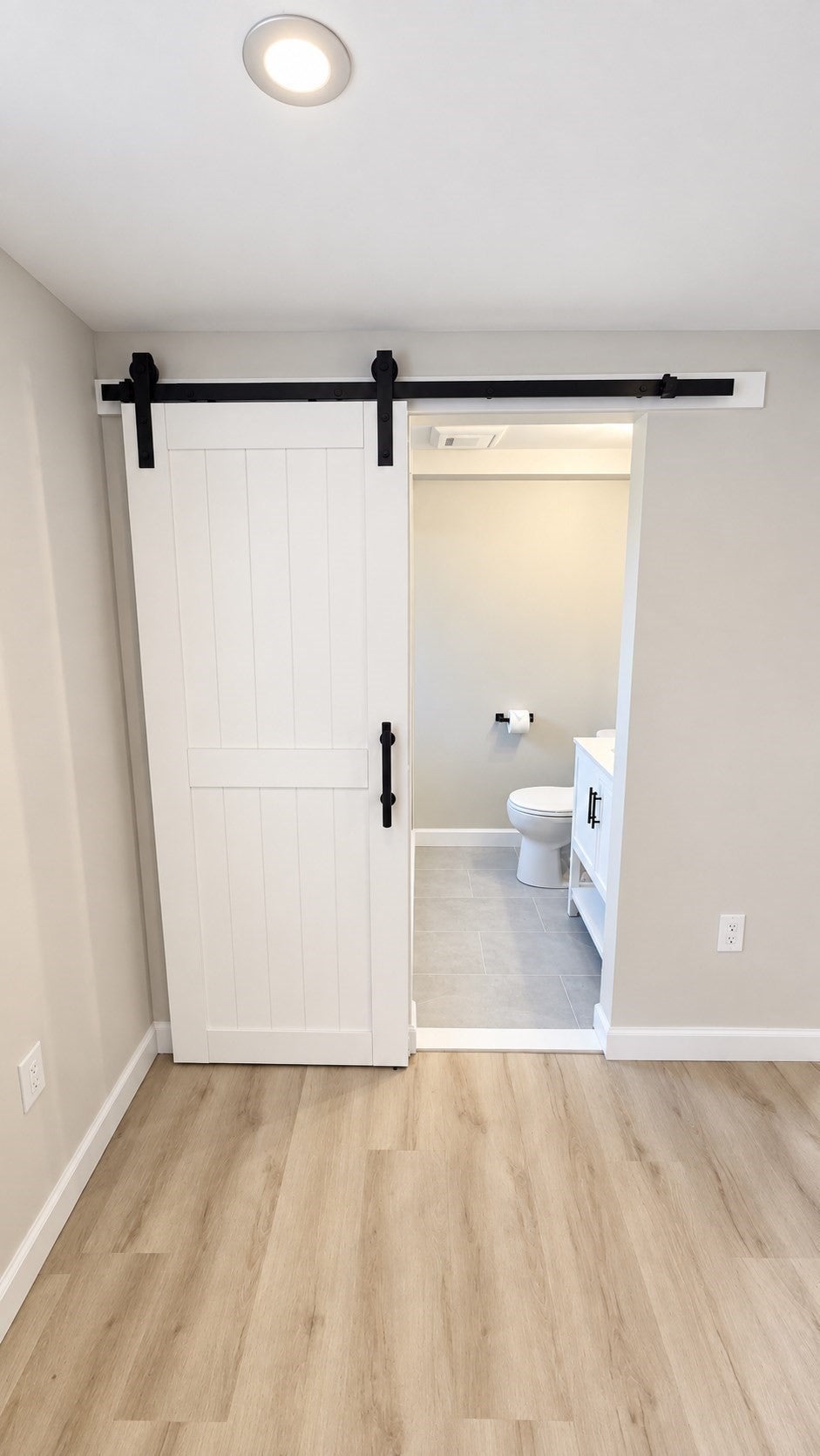 57 Sylvan ST #2A, Danvers, MA Photo #7