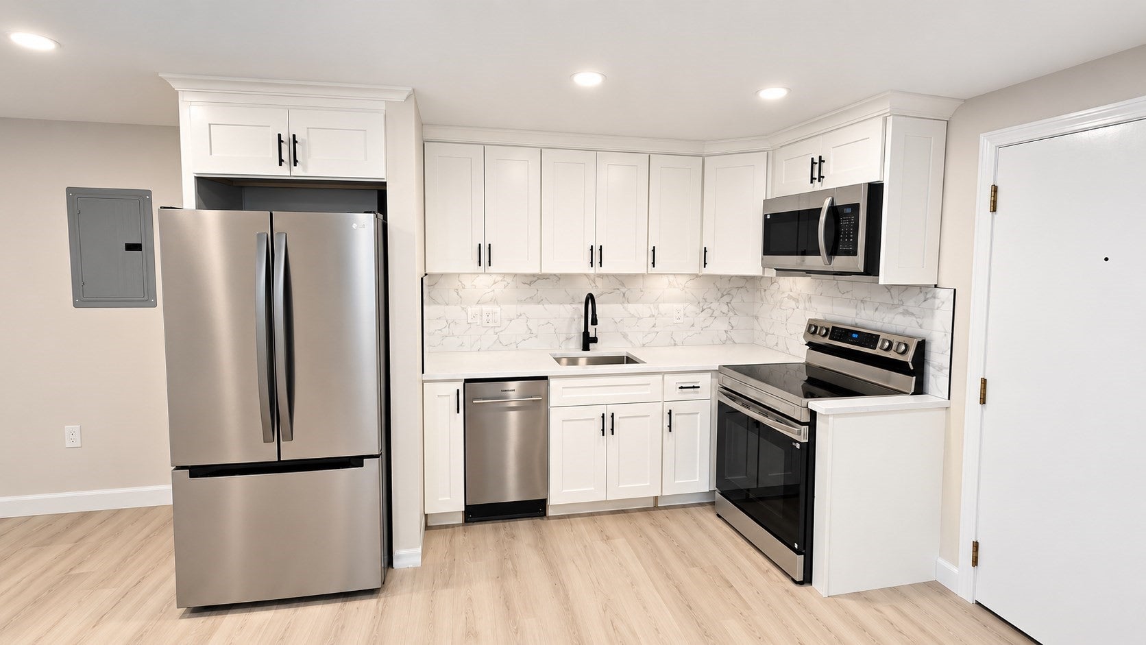 57 Sylvan ST #2A, Danvers, MA Photo #1