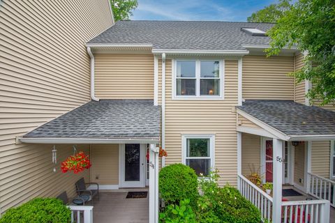 Photo of 201 Bedford Rd #54, Woburn, MA 01801 (MLS # 73511920)