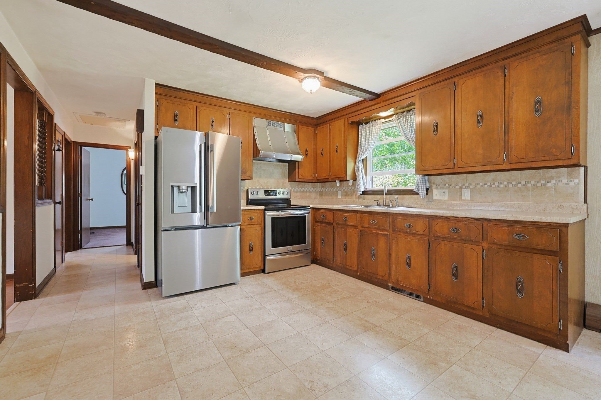 605 Wood Street, Swansea, MA Photo #13