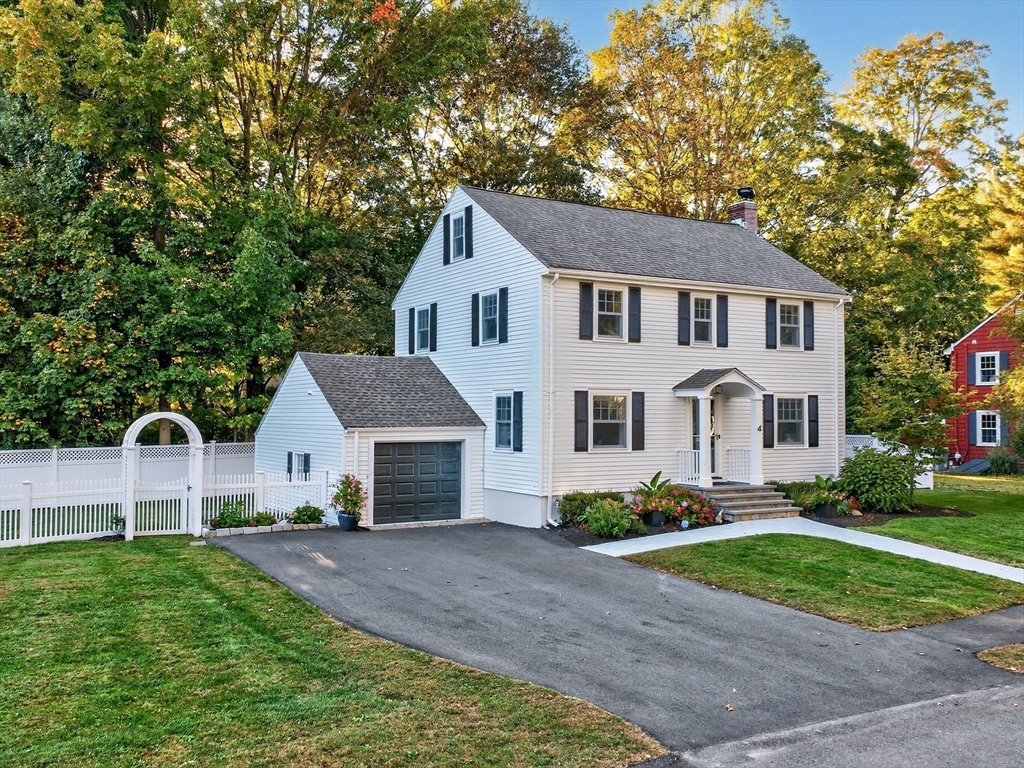 4 Southwick Cir