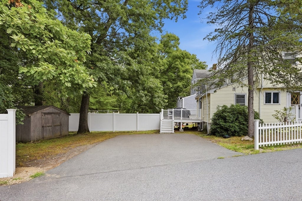 107 Pond St, Rockland, MA Photo #37