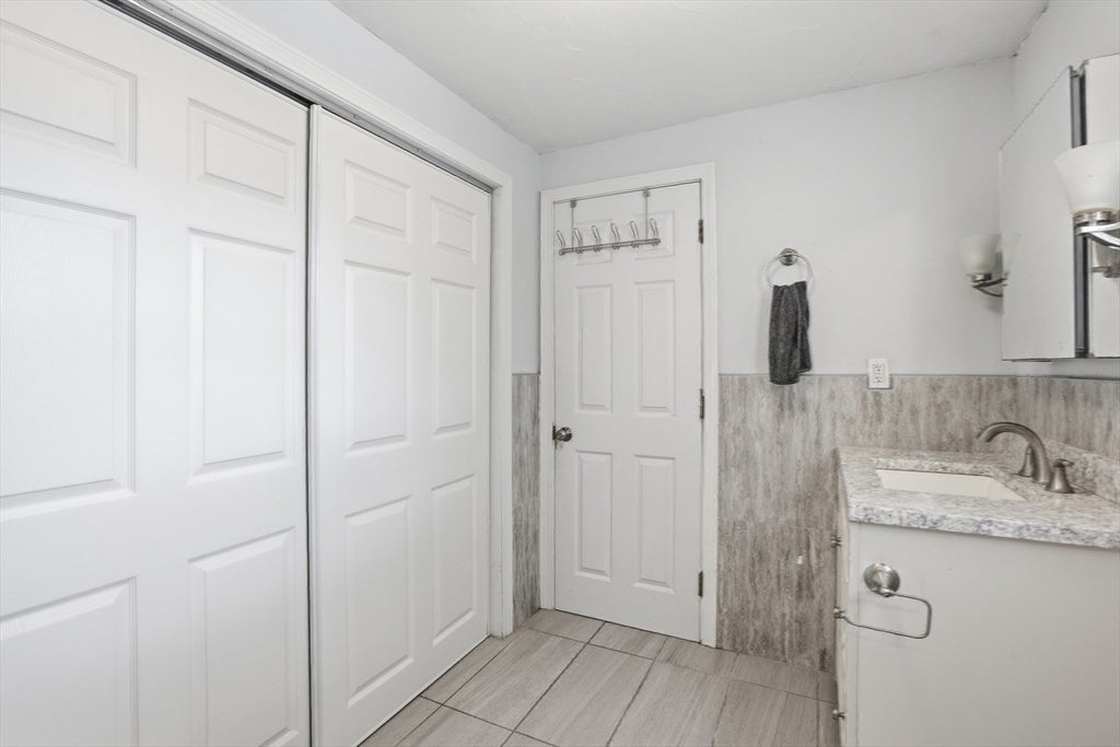 107 Pond St, Rockland, MA Photo #30