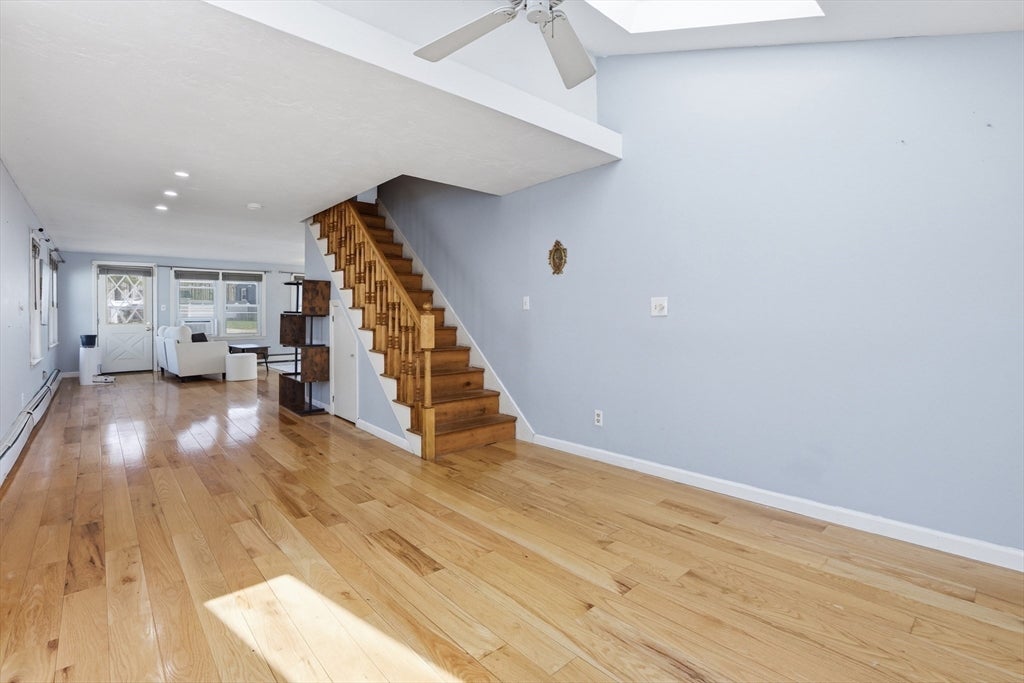 107 Pond St, Rockland, MA Photo #8