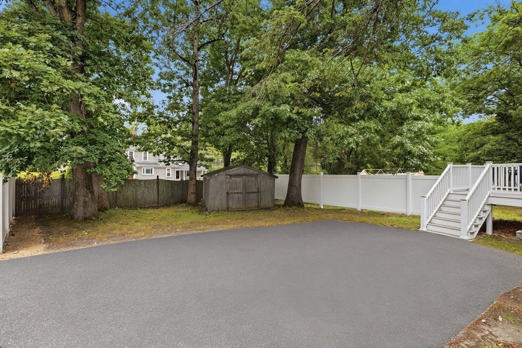 107 Pond St, Rockland, MA Photo #41