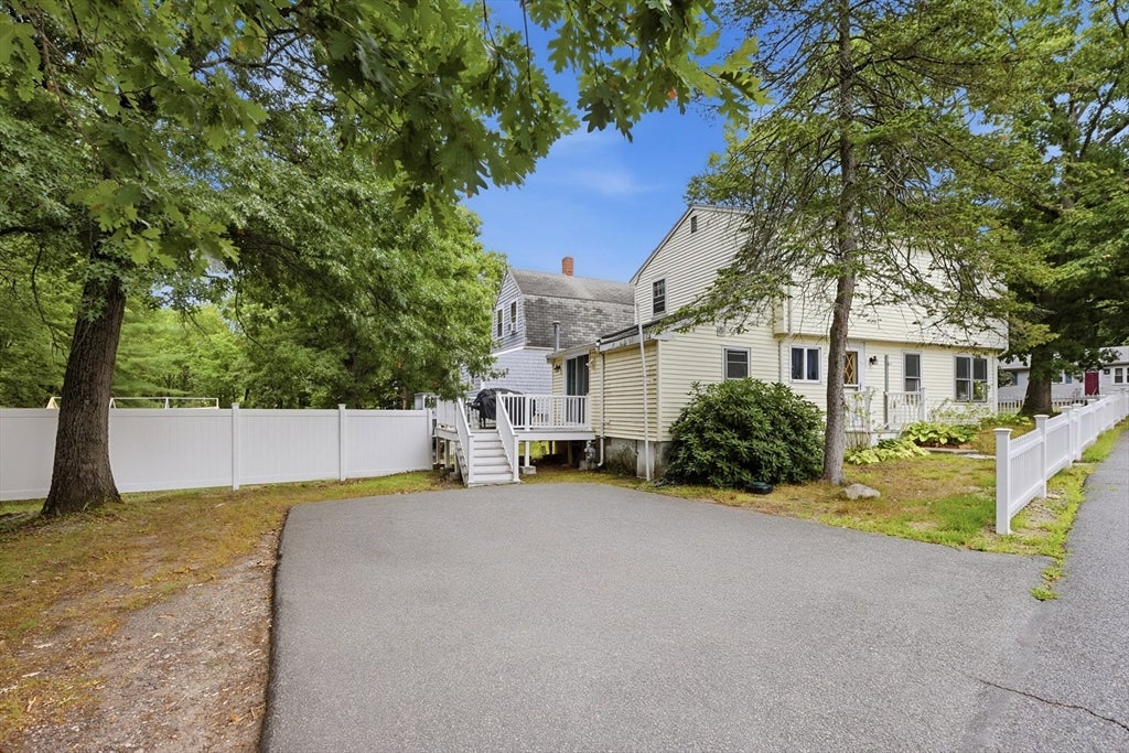 107 Pond St, Rockland, MA Photo #38