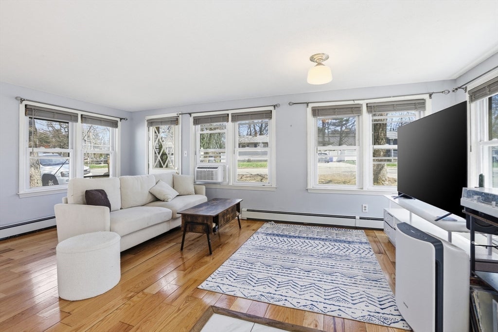 107 Pond St, Rockland, MA Photo #4