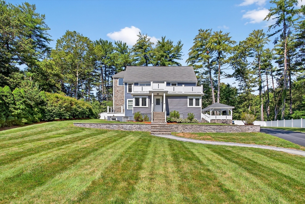 63 Outlook Rd