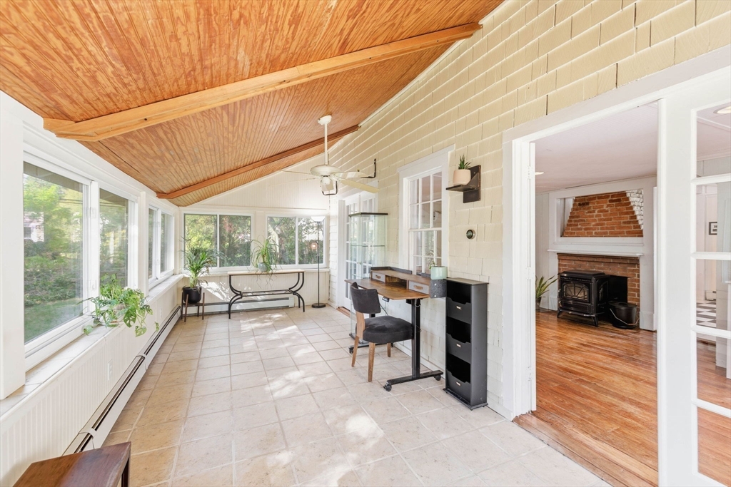 38 N Dennis Rd
