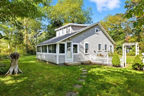 38 N Dennis Rd Yarmouth MA 02664
